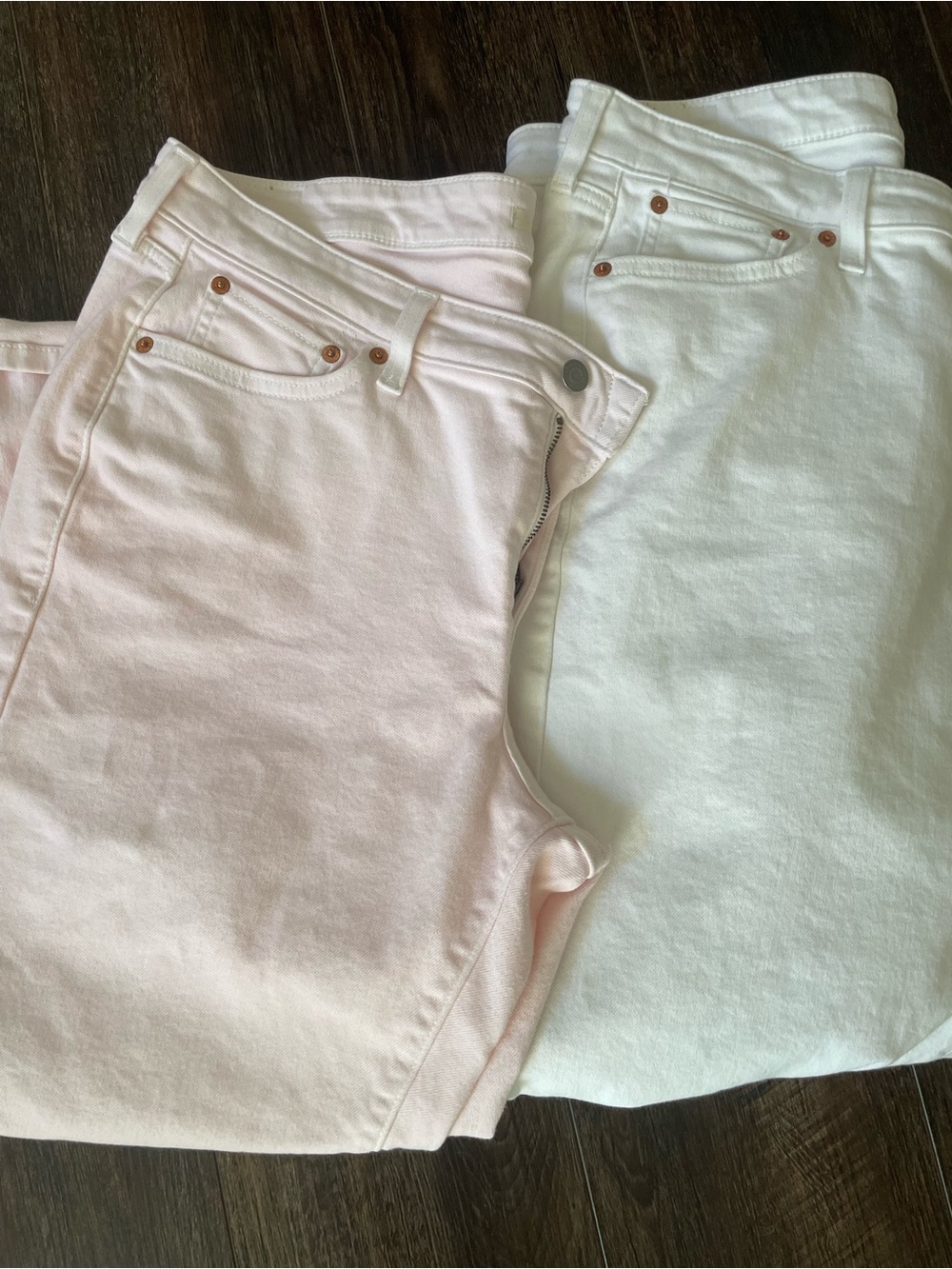 Women's Levi Boyfriend jeans pink and white